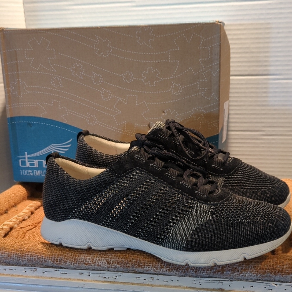 Dansko Women's Adrianne Washed Knit Black Sneakers. Size 40